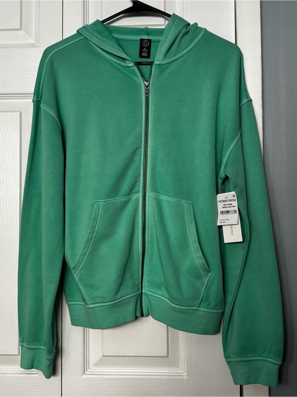 Nordstrom Treasure & Bond Kids’ French Terry Zip-Up Hoodie. Size: XL 14/16.